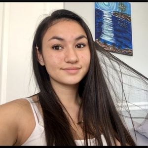 Meet your Posher, Brianna